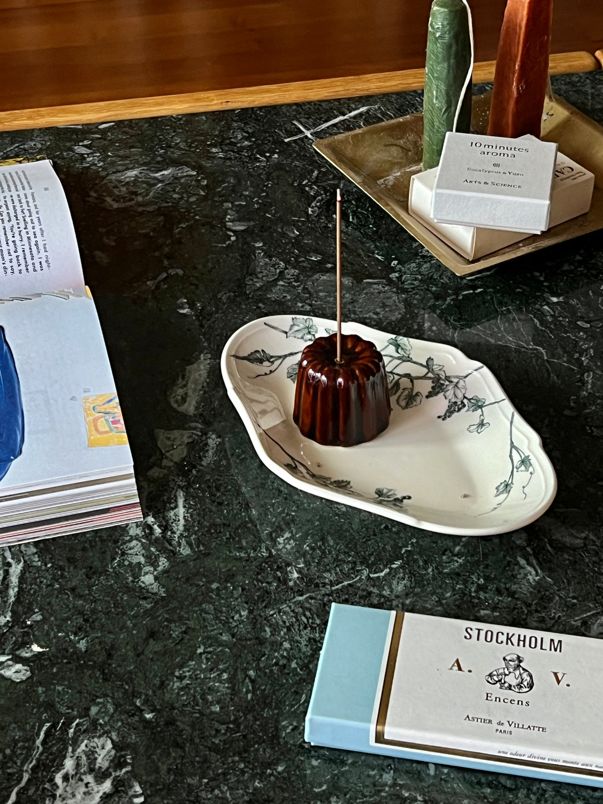 Pola at home 可麗露造型線香座